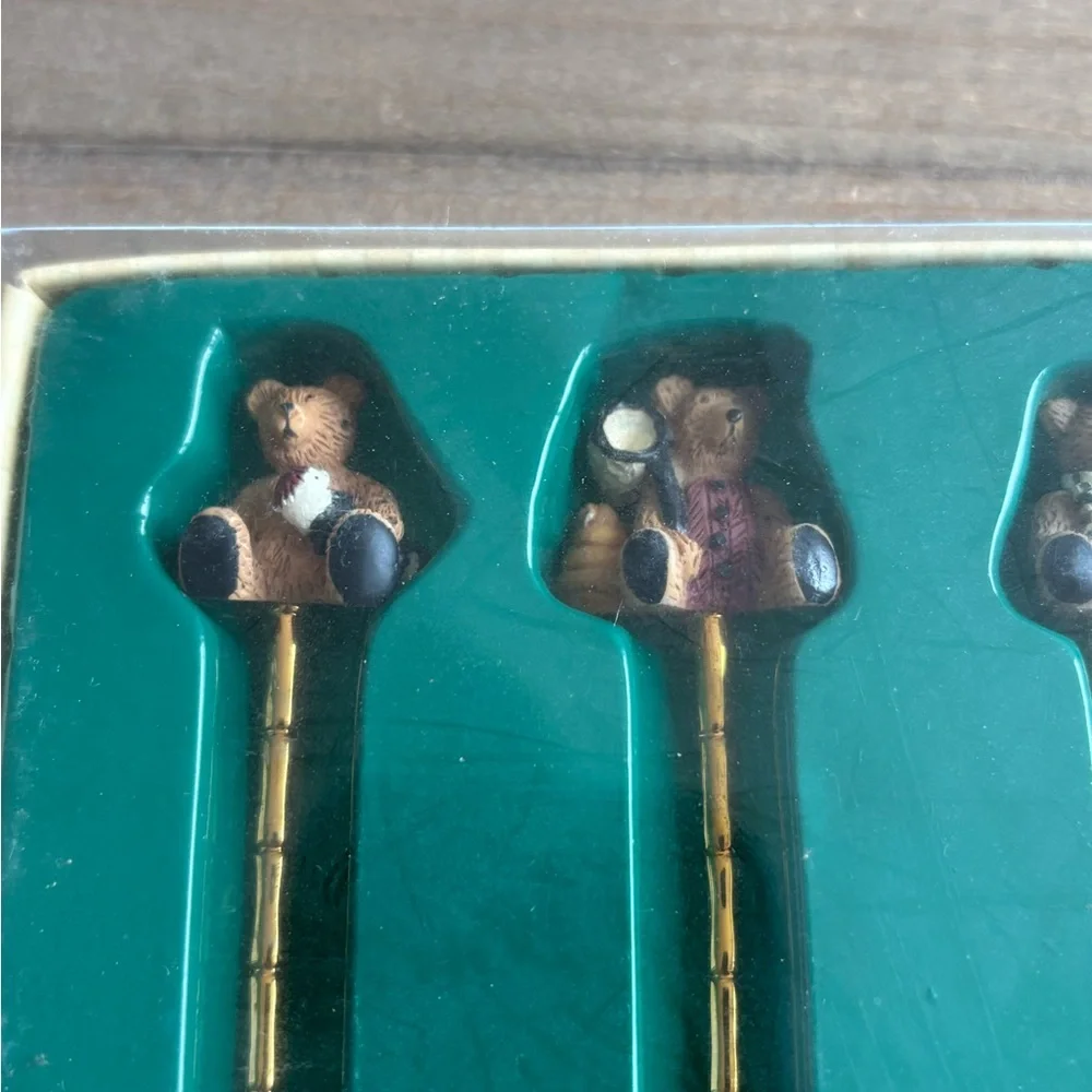 Debbie Mumm Collector’s Teaspoons Set of 4 In Original Box Never Used 1998 VTG